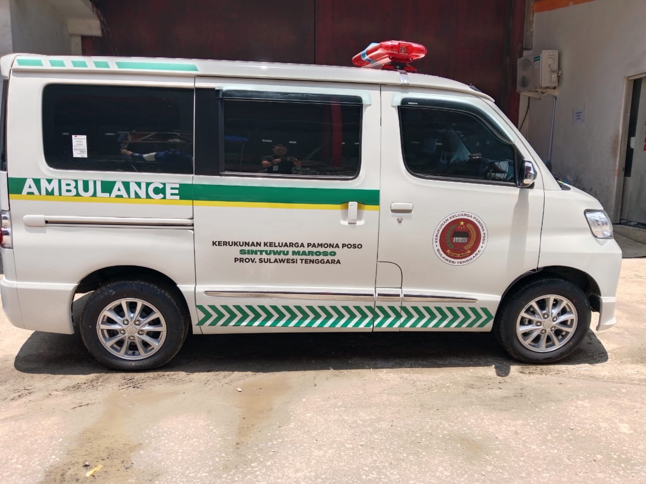 Harga Bengkel Karoseri Ambulance Berkualitas Mojokerto